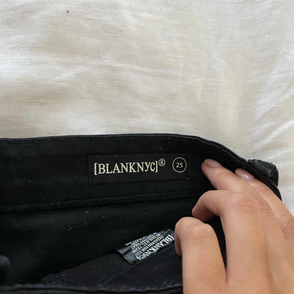 BlankNYC Coated Black Jean Skirt - Size 25 - Picture 3 of 4